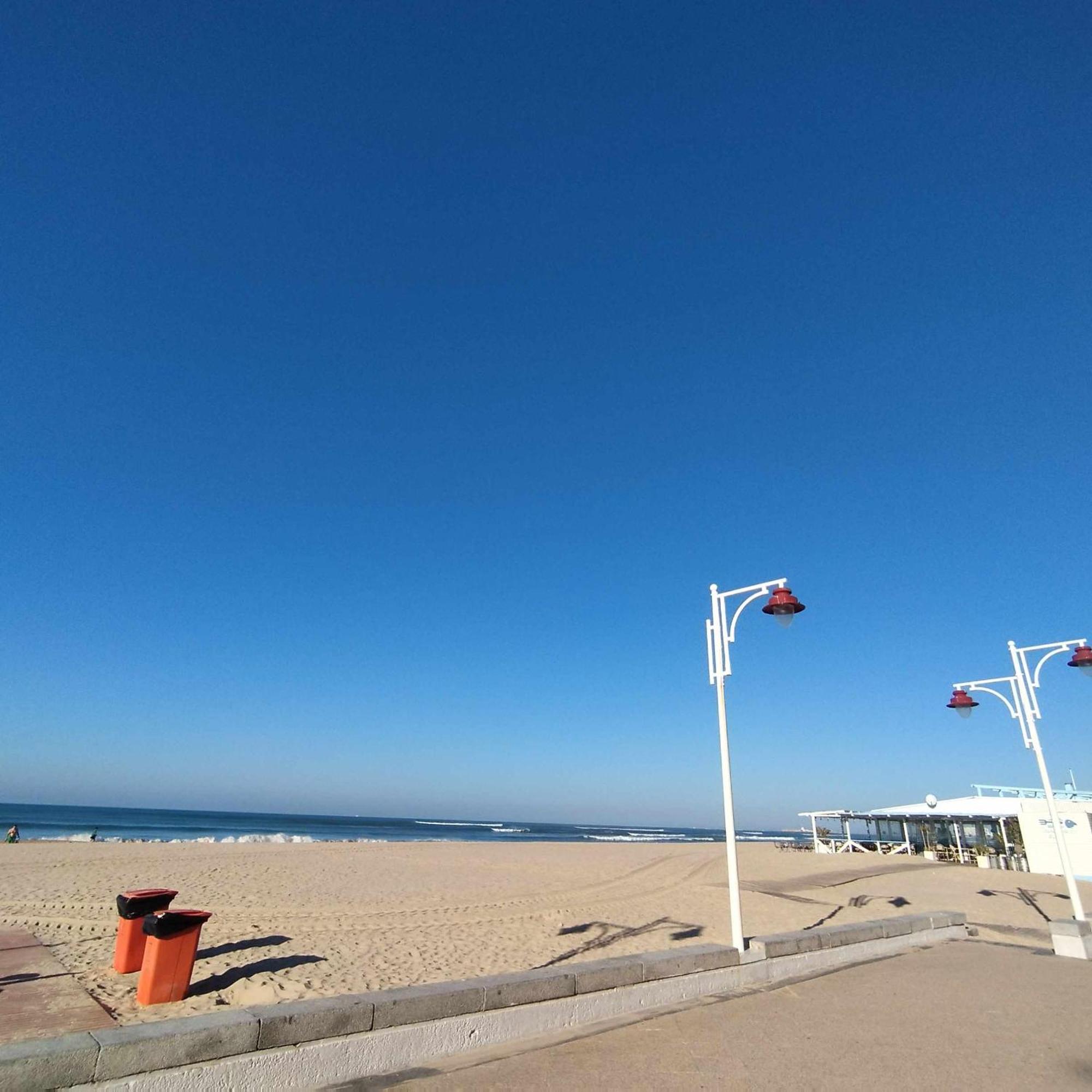Apartment Encantador Apartamento Frente A La Playa Victoria Cádiz