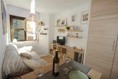 Encantador Apartamento Frente A La Playa Victoria * Cádiz